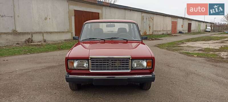 Седан ВАЗ / Lada 2107 2008 в Одессе