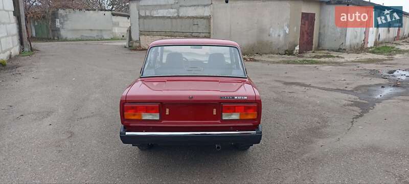 Седан ВАЗ / Lada 2107 2008 в Одессе