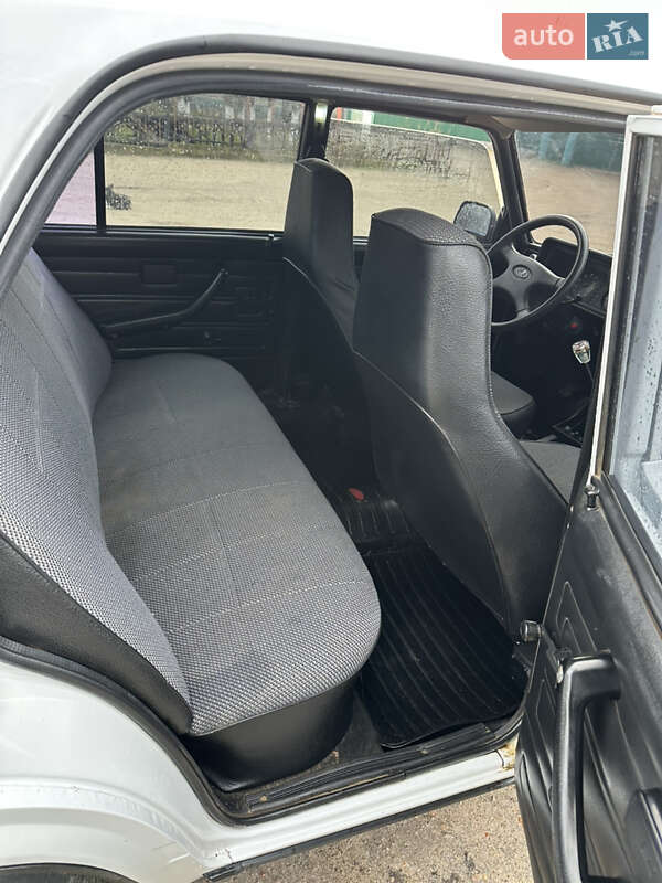 Седан ВАЗ / Lada 2107 2006 в Беляевке