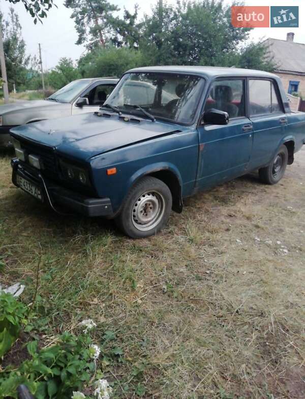 Седан ВАЗ / Lada 2107 1998 в Світловодську