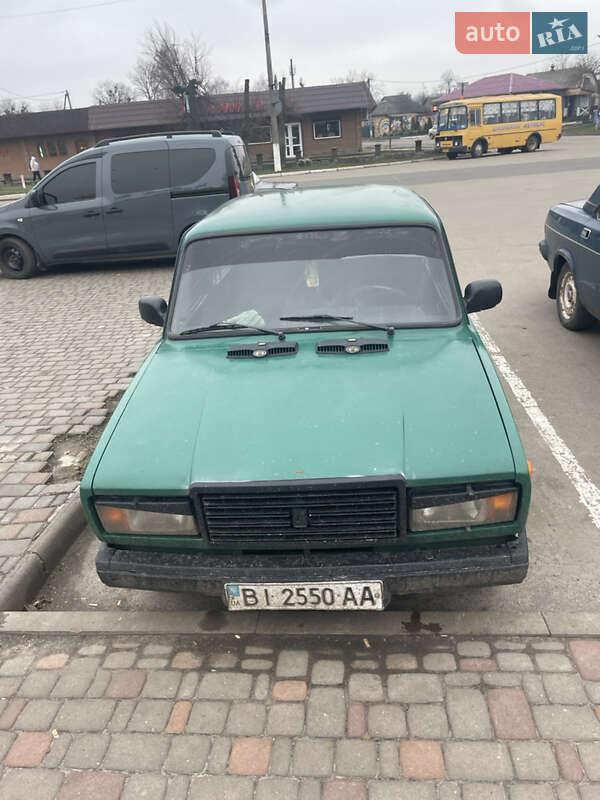 Седан ВАЗ / Lada 2107 1985 в Чорнухах