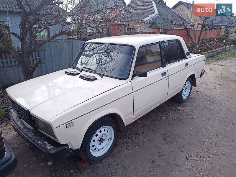 Седан ВАЗ / Lada 2107 1998 в Харькове фото 2 Седан ВАЗ / Lada 2107 1998 в Харькове