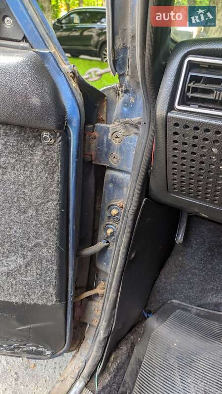Седан ВАЗ / Lada 2107 1985 в Кременчуге