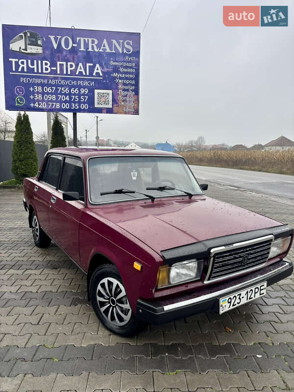 Седан ВАЗ / Lada 2107 2004 в Иршаве