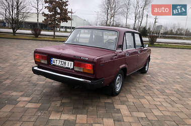 Седан ВАЗ / Lada 2107 2003 в Івано-Франківську
