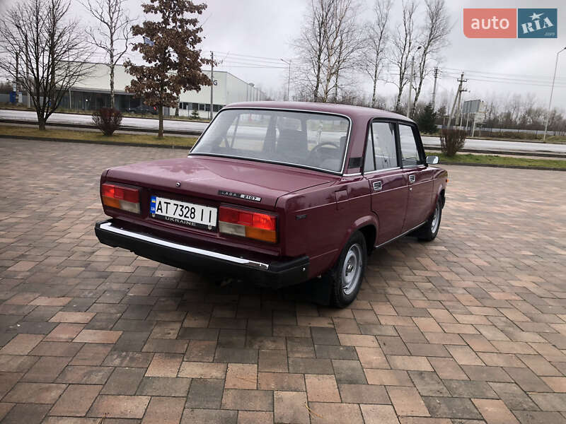 Седан ВАЗ / Lada 2107 2003 в Ивано-Франковске