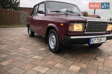 Седан ВАЗ / Lada 2107 2003 в Івано-Франківську