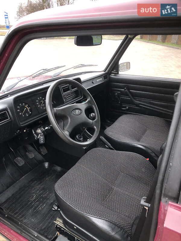 Седан ВАЗ / Lada 2107 2003 в Ивано-Франковске