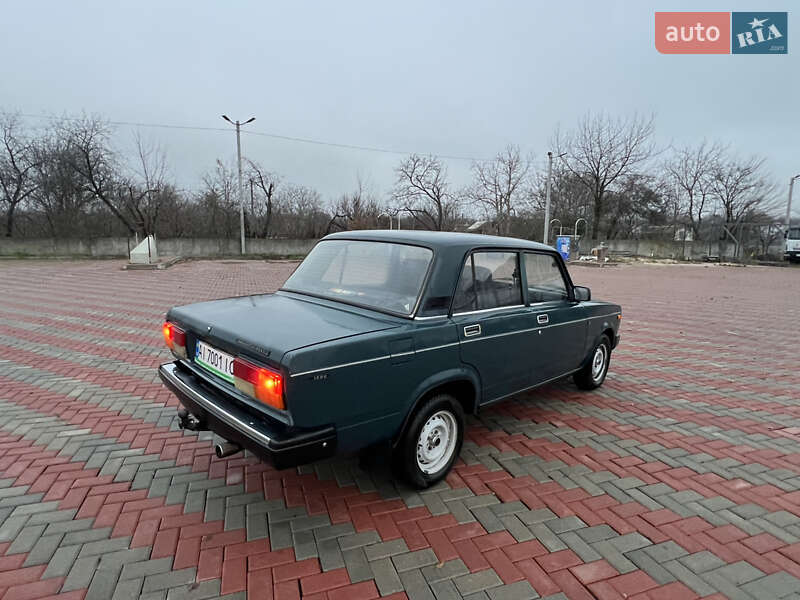Седан ВАЗ / Lada 2107 2004 в Білій Церкві