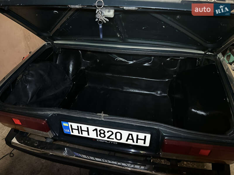 Седан ВАЗ / Lada 2107 2007 в Одессе