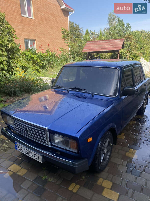 Седан ВАЗ / Lada 2107 2006 в Києві