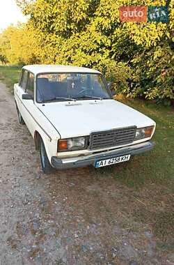 Седан ВАЗ 2107 1990 в Ружине