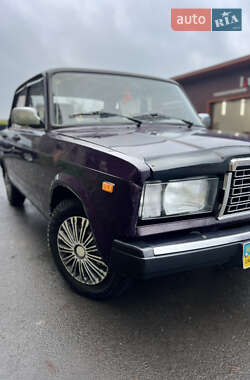 Седан ВАЗ 2107 2005 в Кореці