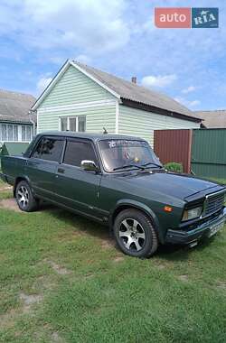 Седан ВАЗ 2107 2010 в Емильчине