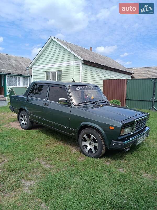 ВАЗ / Lada 2107 2010