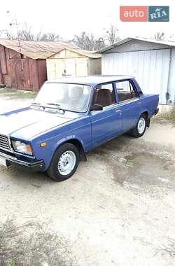 Седан ВАЗ 2107 2005 в Харькове
