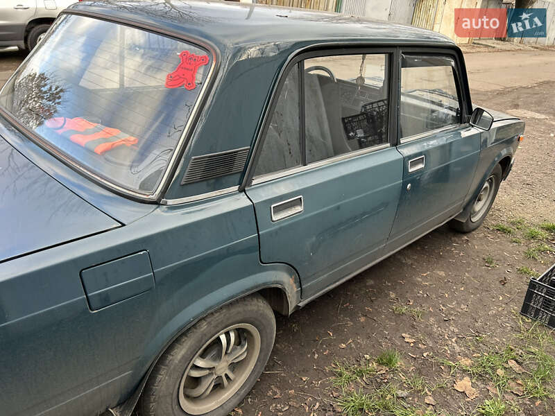 Седан ВАЗ / Lada 2107 2004 в Одесі фото 2 Седан ВАЗ / Lada 2107 2004 в Одесі