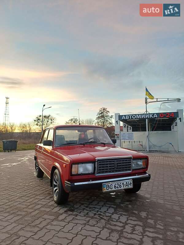 Седан ВАЗ / Lada 2107 2005 в Ямполі