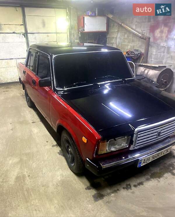 Седан ВАЗ / Lada 2107 2003 в Крижополі