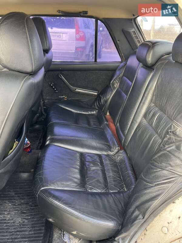 Седан ВАЗ / Lada 2107 1990 в Оброшином