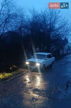 Седан ВАЗ 2107 1986 в Івано-Франківську