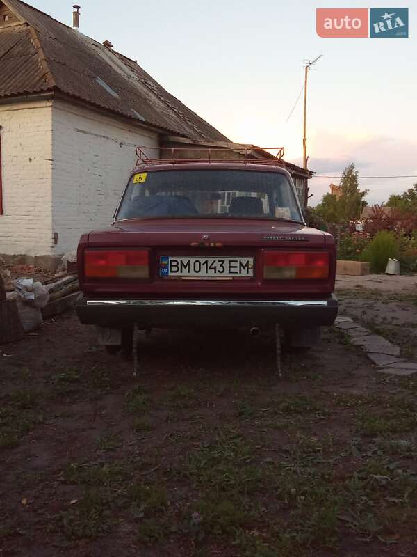 Седан ВАЗ / Lada 2107 2004 в Сумах