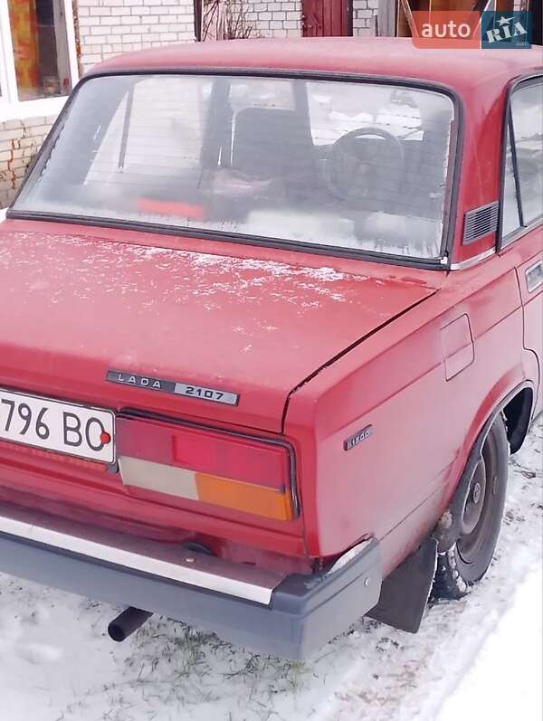 Седан ВАЗ / Lada 2107 1994 в Охтирці