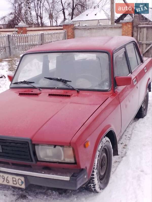 Седан ВАЗ / Lada 2107 1994 в Охтирці