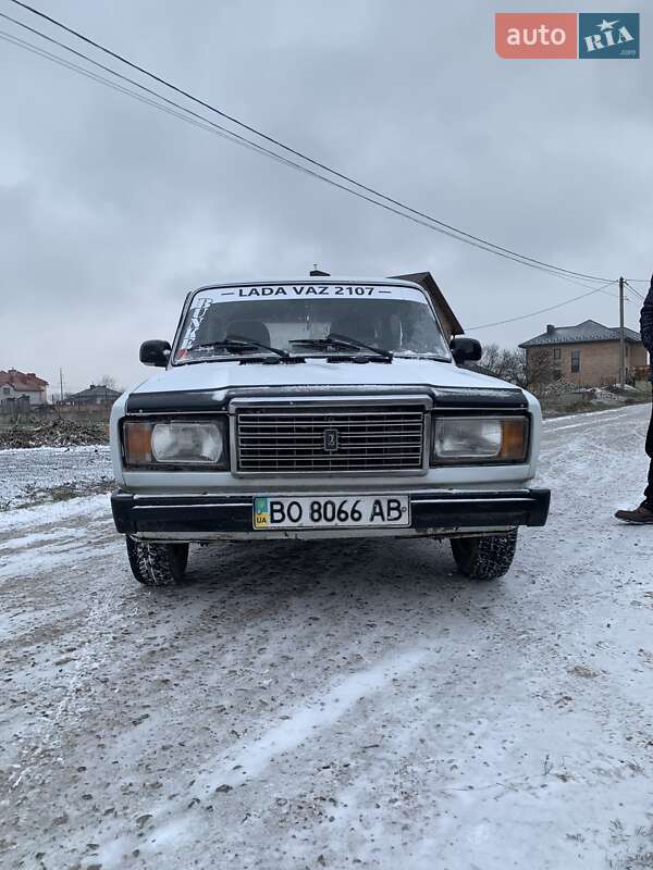 Седан ВАЗ / Lada 2107 2003 в Тернополе