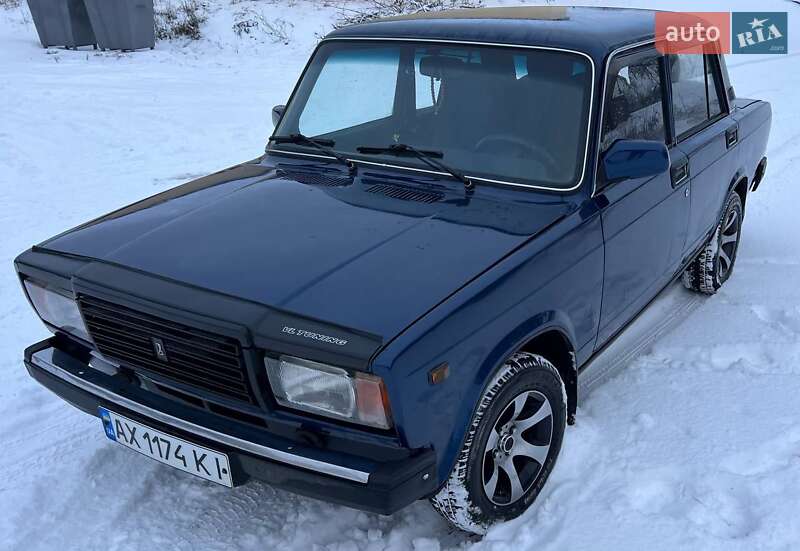 Седан ВАЗ / Lada 2107 1983 в Хорошеве