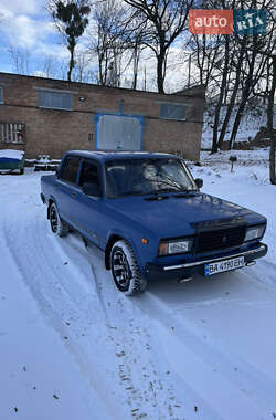 Седан ВАЗ 2107 2005 в Умани