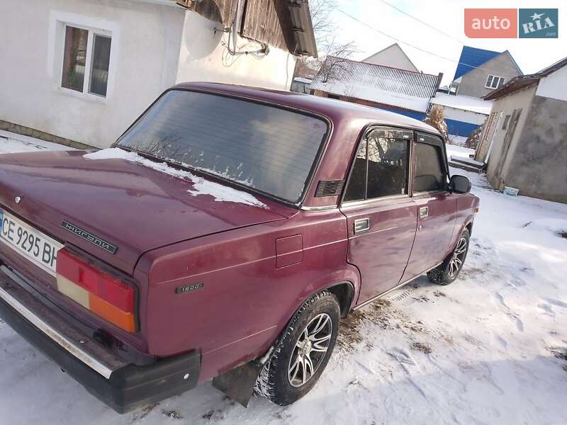 Седан ВАЗ / Lada 2107 2004 в Чернівцях фото 2 Седан ВАЗ / Lada 2107 2004 в Чернівцях