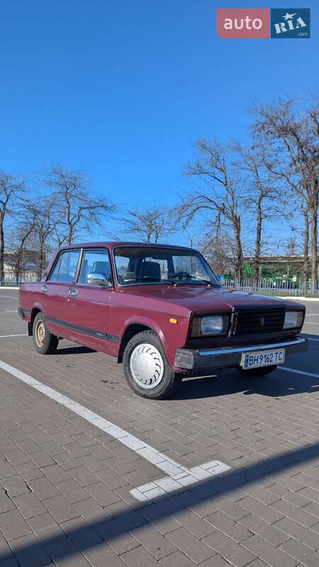 Седан ВАЗ / Lada 2107 2000 в Одессе фото 5 Седан ВАЗ / Lada 2107 2000 в Одессе