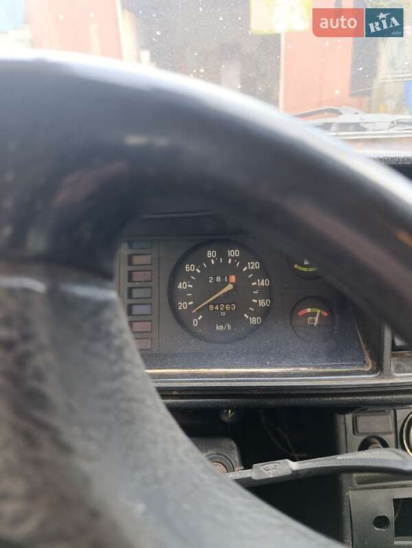 Седан ВАЗ / Lada 2107 1994 в Коломые