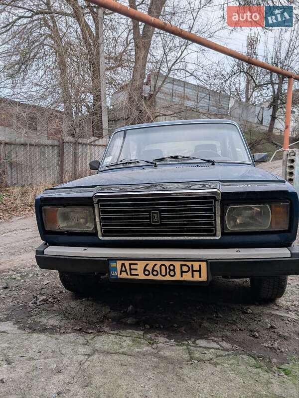 Седан ВАЗ / Lada 2107 2005 в Дніпрі