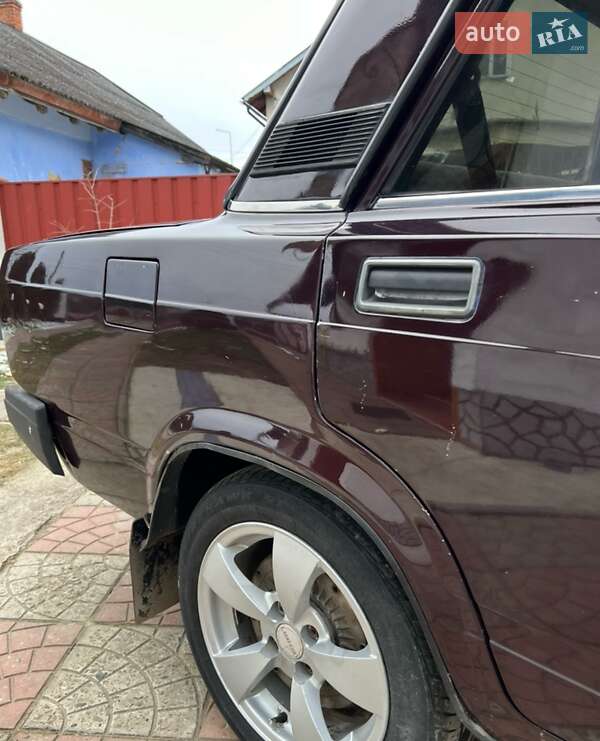 Седан ВАЗ / Lada 2107 2008 в Стрию