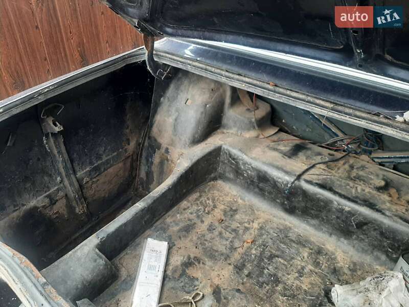 Седан ВАЗ / Lada 2107 2004 в Гребле фото 2 Седан ВАЗ / Lada 2107 2004 в Гребле