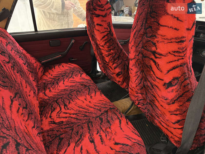 Седан ВАЗ / Lada 2107 1988 в Києві