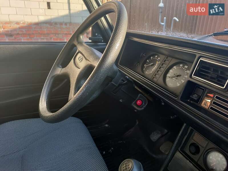 Седан ВАЗ / Lada 2107 2009 в Конотопе