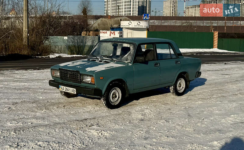 ВАЗ / Lada 2107 2004 ВАЗ / Lada 2107 2004
