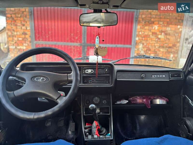 Седан ВАЗ / Lada 2107 2005 в Надворной