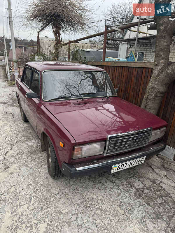 Седан ВАЗ / Lada 2107 2001 в Запоріжжі