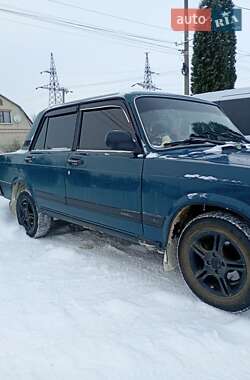 Седан ВАЗ 2107 2004 в Деражне