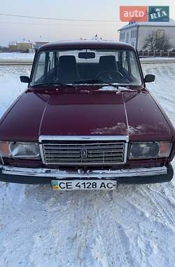 Седан ВАЗ 2107 2003 в Черновцах