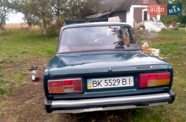 Седан ВАЗ 2107 1996 в Ровно