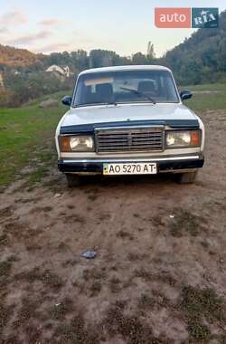 Седан ВАЗ 2107 2005 в Берегово