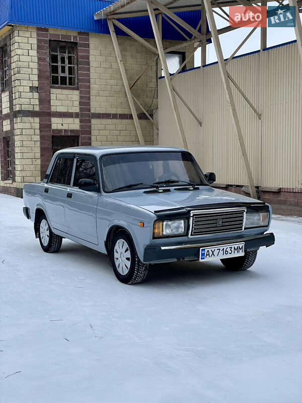 Седан ВАЗ / Lada 2107 2010 в Богодухове