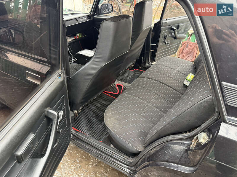 Седан ВАЗ / Lada 2107 2007 в Снигиревке