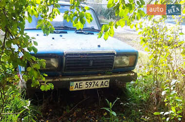 Седан ВАЗ 2107 1982 в Дніпрі