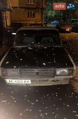 Седан ВАЗ 2107 1992 в Дніпрі